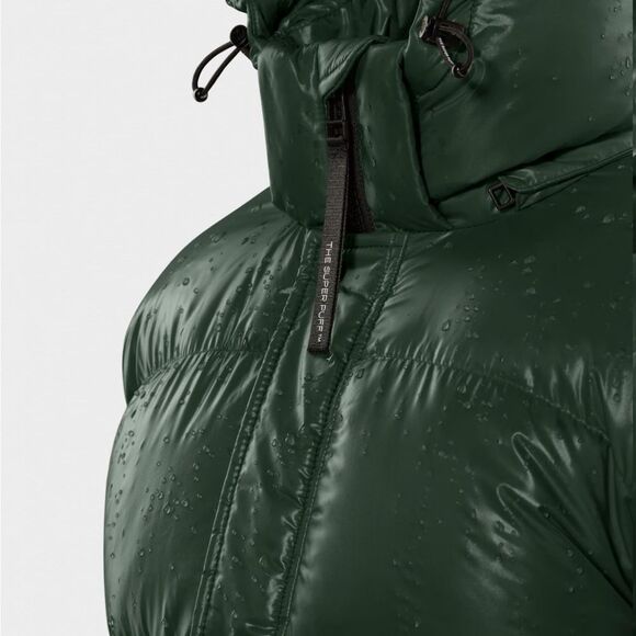 Aritzia Super Puff Shorty Hi-Gloss Down Crop Puffer Jacket Scarab Green XXS NEW - Picture 8 of 14